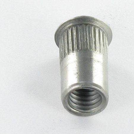 1 x Muttern BLIND Edelstahl M8x15,5 INRC